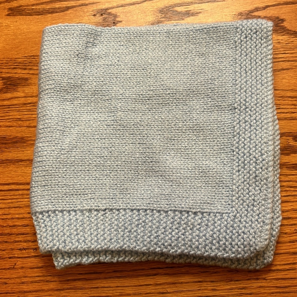 New Handmade Knitted Newborn Blue Cardigan Sweater & Blanket Set - Picture 8 of 10